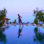 منتجع Grecotel Luxme Kos 5*